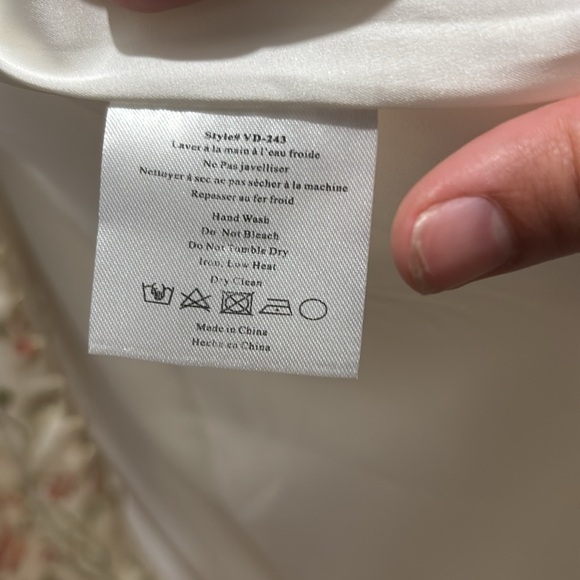 ‼️V CHAPMAN dress‼️ - Picture 6 of 12